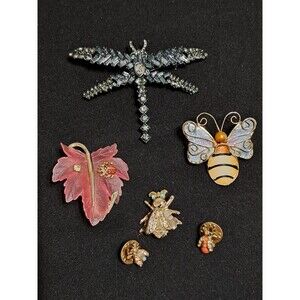 Vintage Jewelry Lot of 6 Pins Brooches Ladybug Bees Dragonfly
